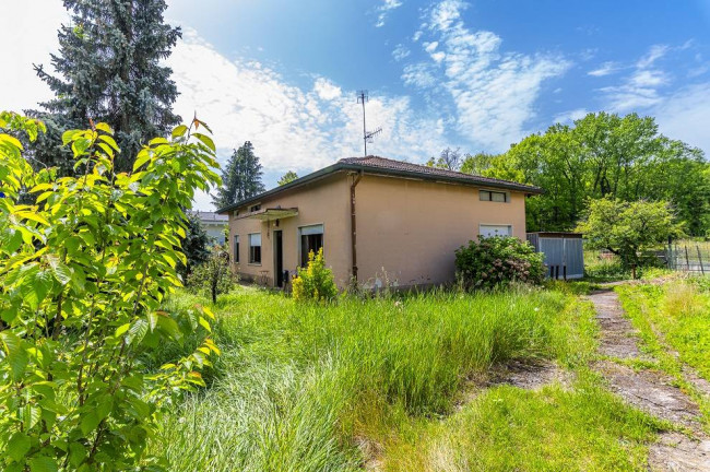 Casa indipendente in vendita a Torre Boldone (BG)