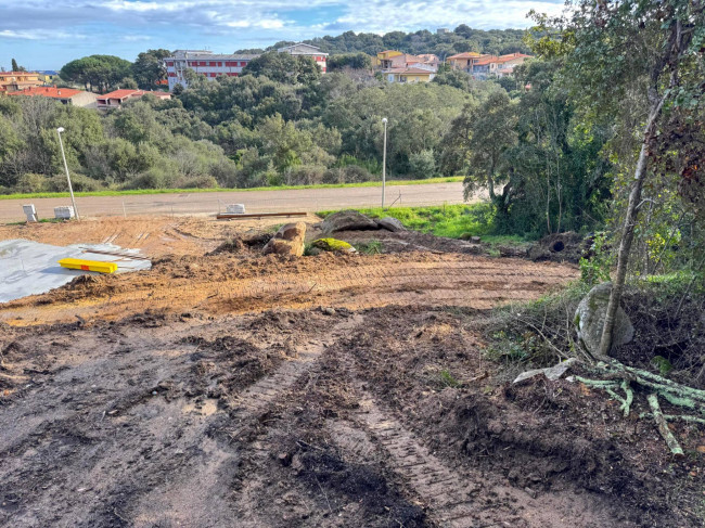 TERRENO EDIFICABILE ZONA RESIDENZIALE LUOGOSANTO in vendita a Luogosanto
