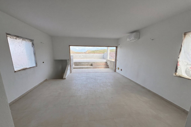 Appartamento in vendita a Palau