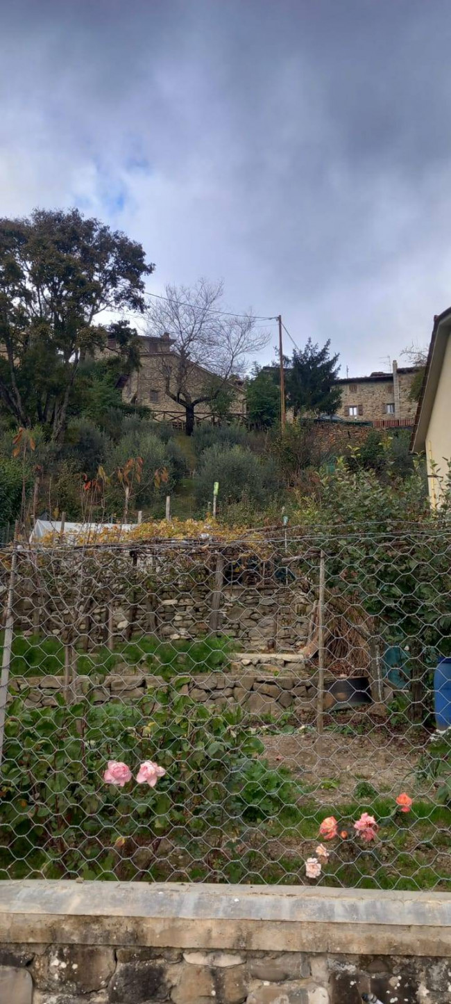 Casa indipendente in vendita a Banzena, Bibbiena (AR)