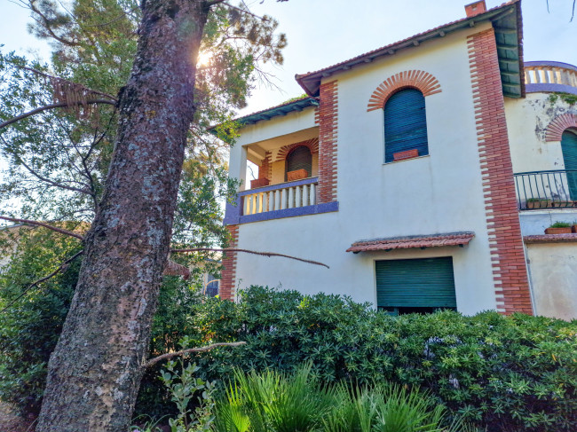 Villa in vendita a San Pietro Clarenza (CT)