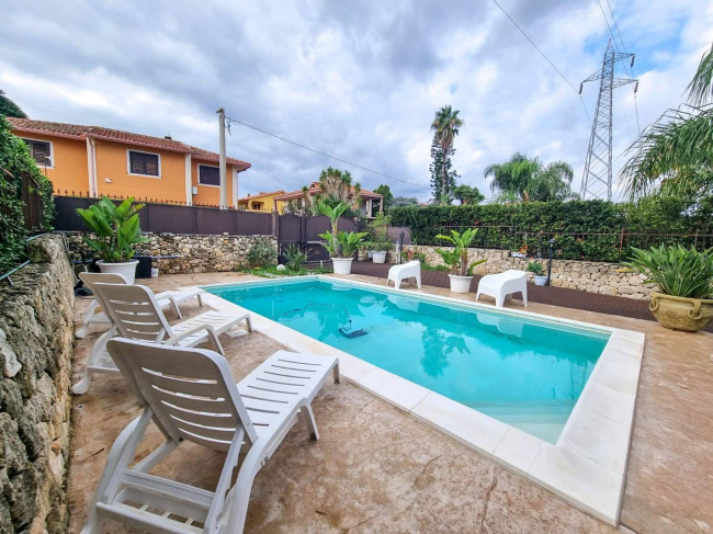 Villa in vendita a Siracusa (SR)