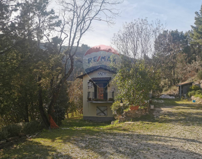 Casa singola in vendita a Montefranco