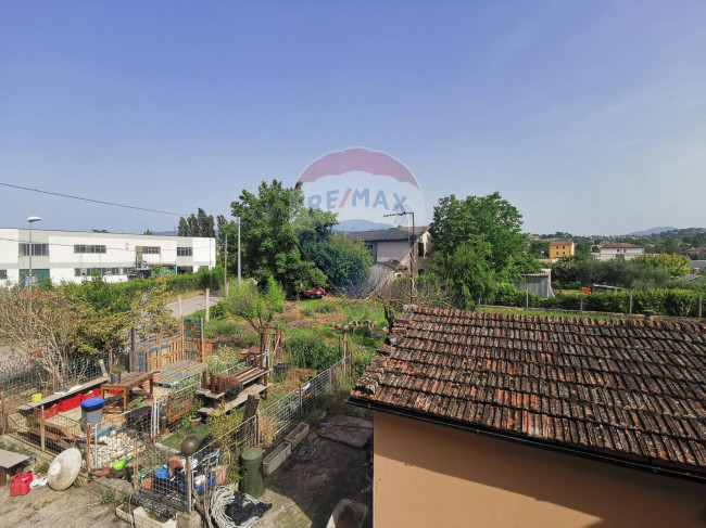 Casa Semindipendente in vendita a Terni