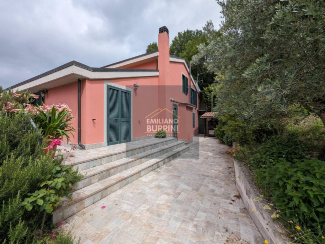 Villa in vendita a Terni