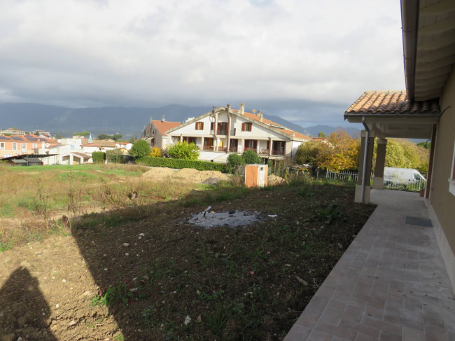 Casa singola in vendita a Terni