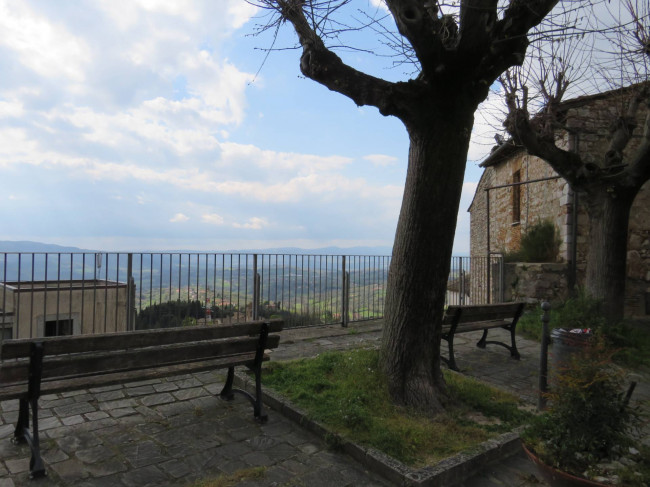 Appartamento in vendita a Stroncone