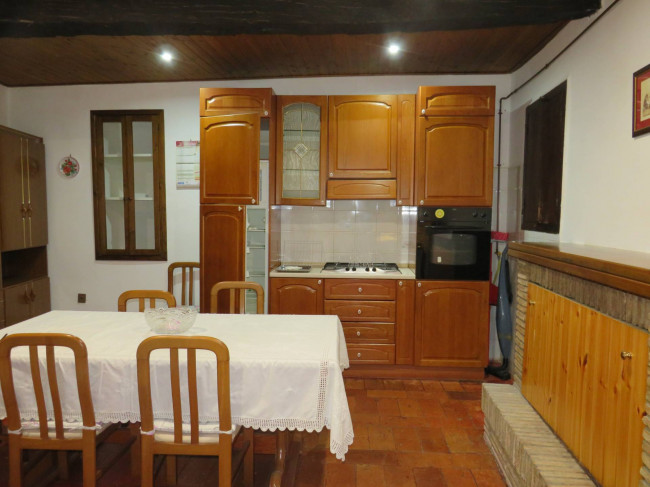 Appartamento in vendita a Stroncone