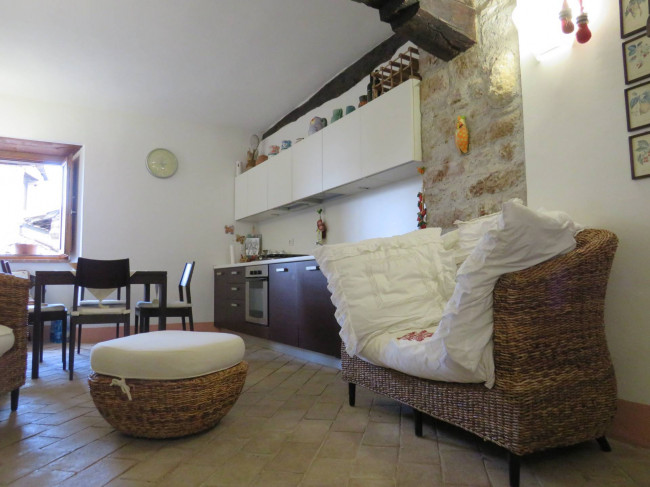 Casa Semindipendente in vendita a Stroncone