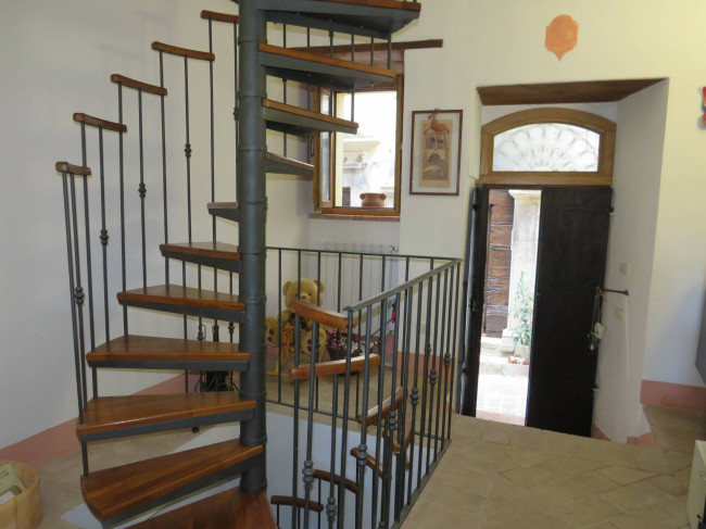 Casa Semindipendente in vendita a Stroncone