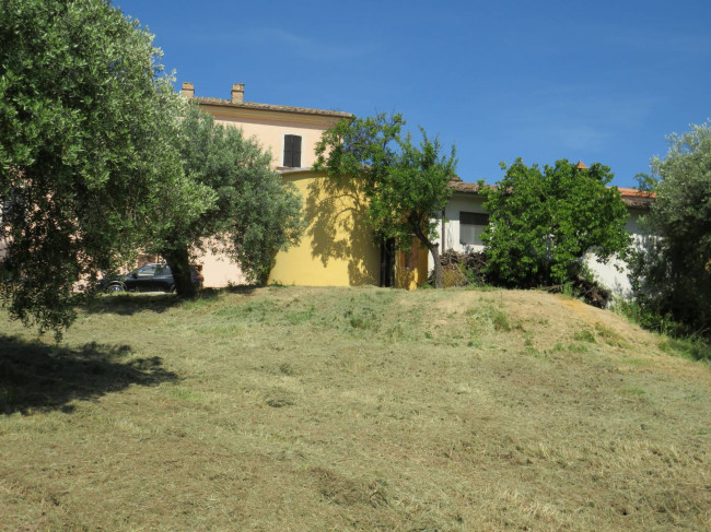 Casa Semindipendente in vendita a Terni