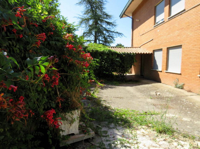 Casa Semindipendente in vendita a Terni