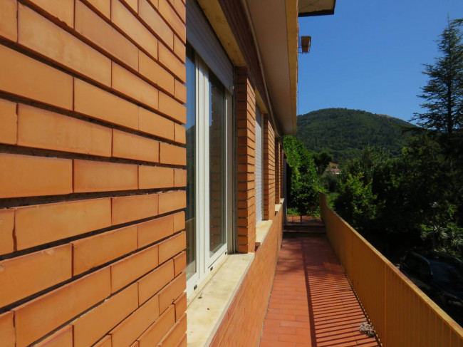 Casa Semindipendente in vendita a Terni