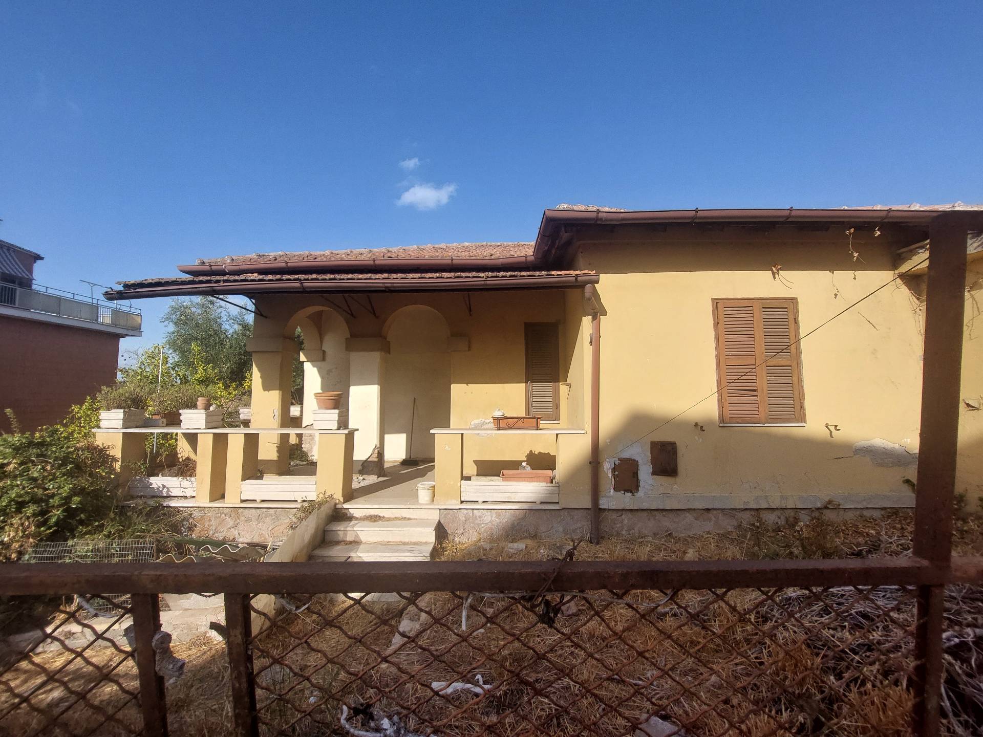 Villetta bifamiliare in vendita a Roma