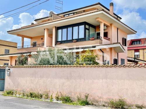 Villa in vendita a Fiumicino