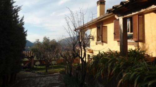 Casa singola in vendita a Scandriglia
