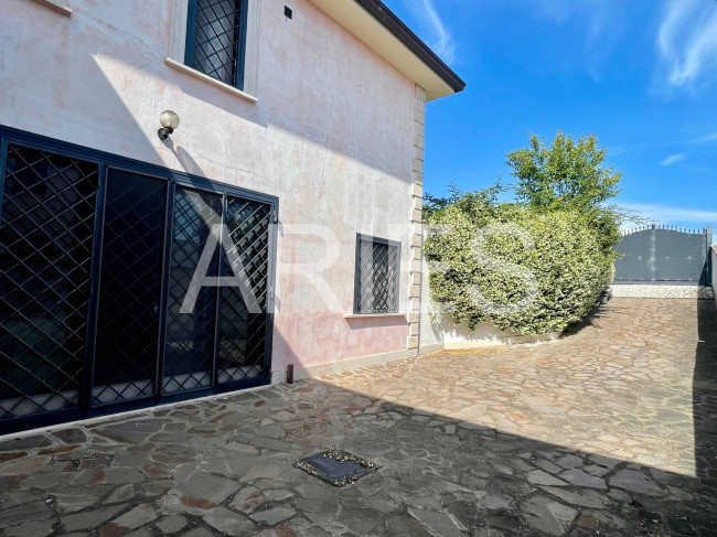 Villa in vendita a Roma