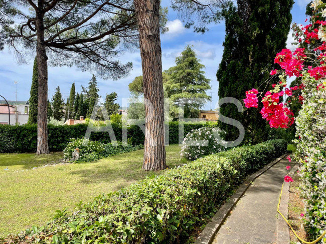 Villa in vendita a Roma