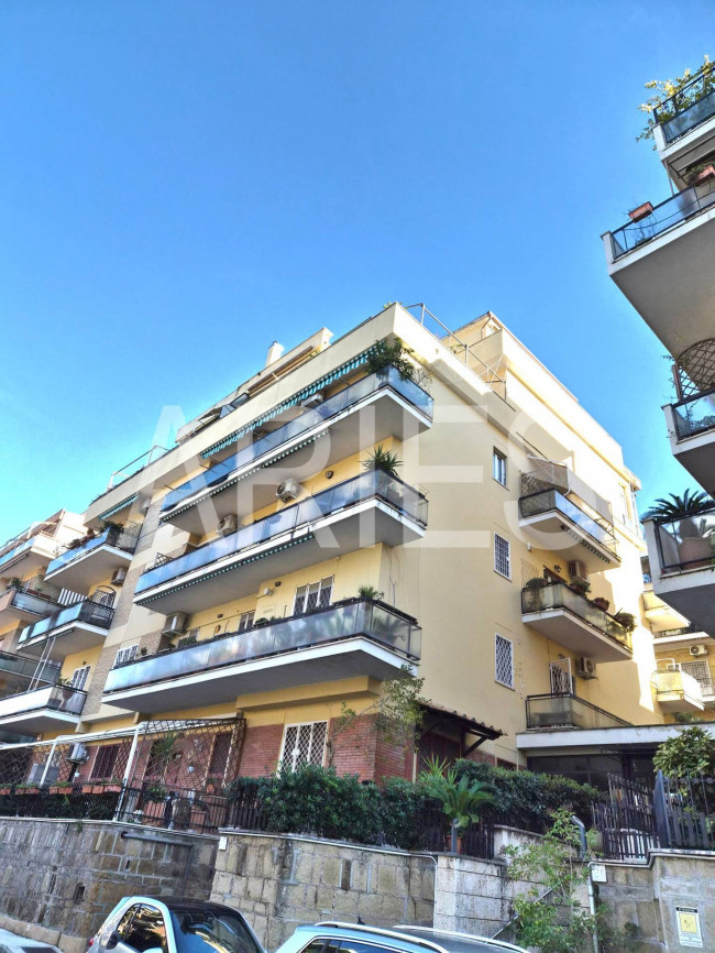 Appartamento in vendita a Roma