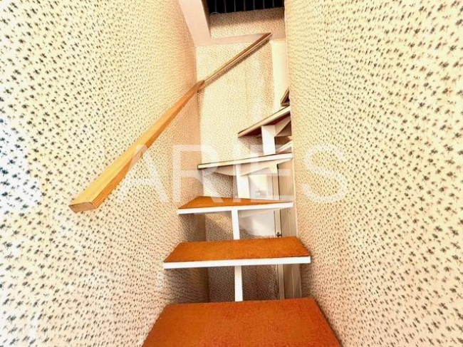 VILLA QUADRIFAMILIARE in vendita a Roma