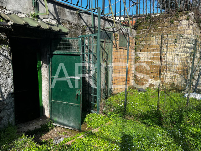 Box o garage in vendita a Roma