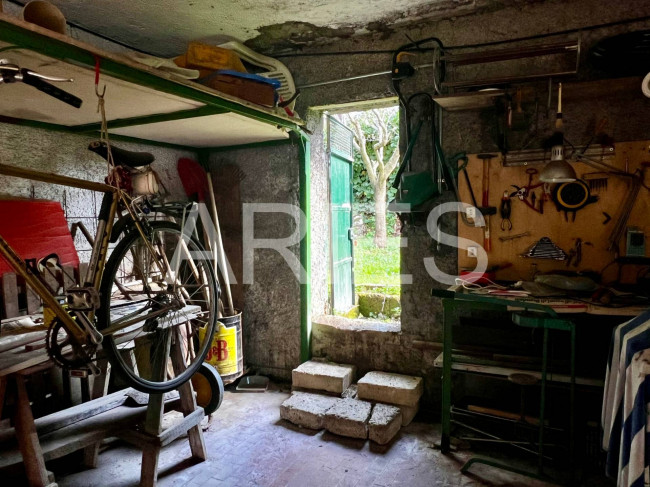 Box o garage in vendita a Roma