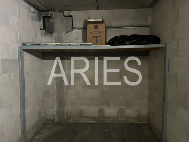 Box o garage in vendita a Roma