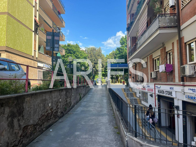 Box o garage in affitto a Roma