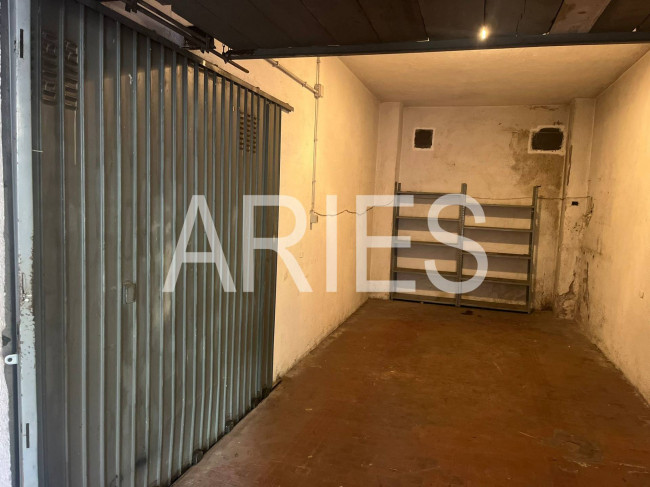 Box o garage in affitto a Roma