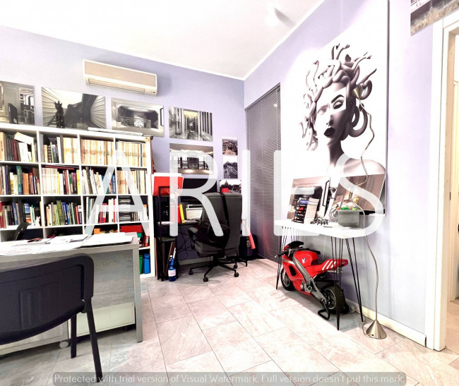 Locale commerciale in vendita a Roma