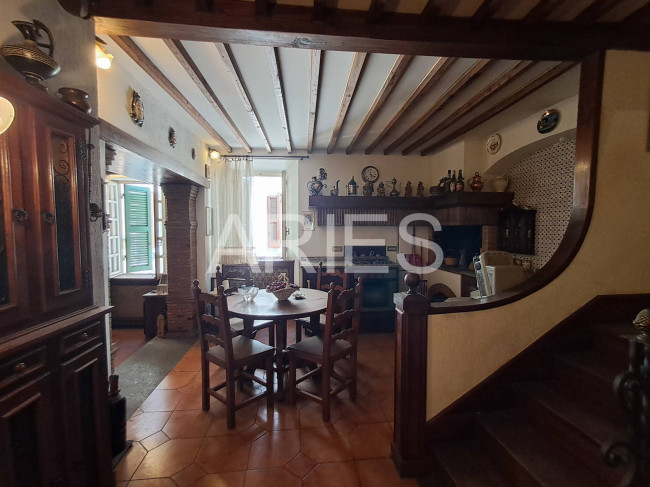 Casa singola in vendita a Capranica