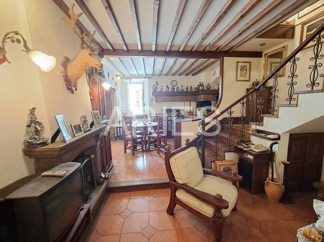 Casa singola in vendita a Capranica