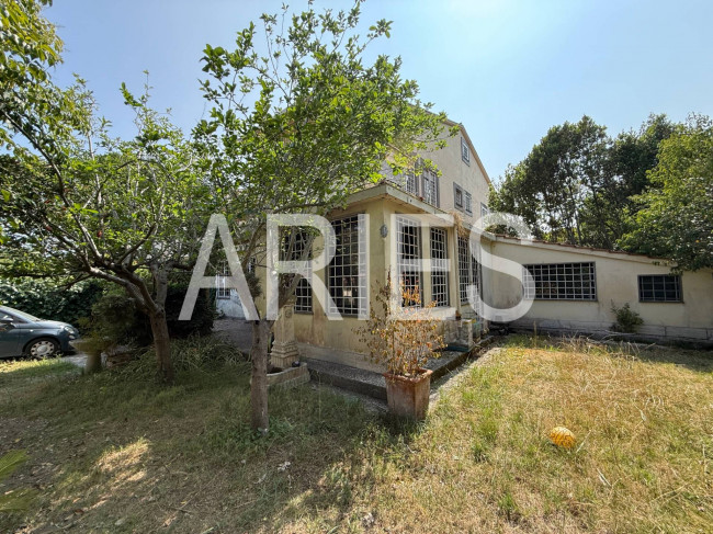 Villa in vendita a Roma