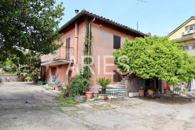 Rustico in vendita a Roma