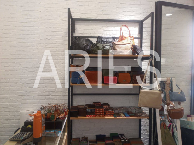 Attività commerciale in vendita a Roma
