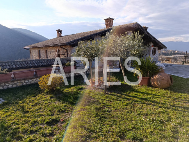 Villa in vendita a Rieti