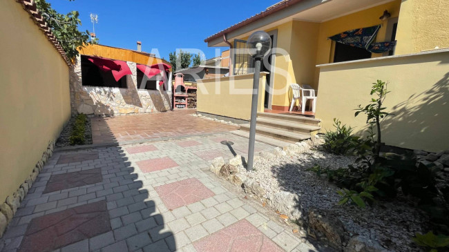 Villette a schiera in vendita a Fiumicino