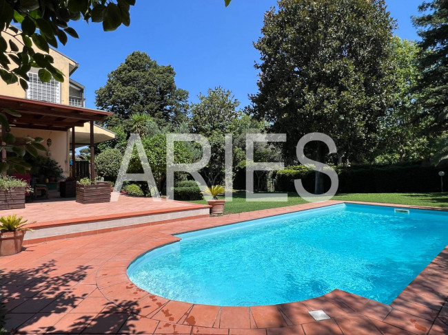 Villette a schiera in vendita a Roma