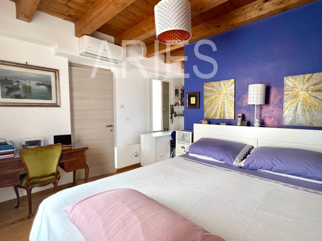 Villetta bifamiliare in vendita a Fiumicino