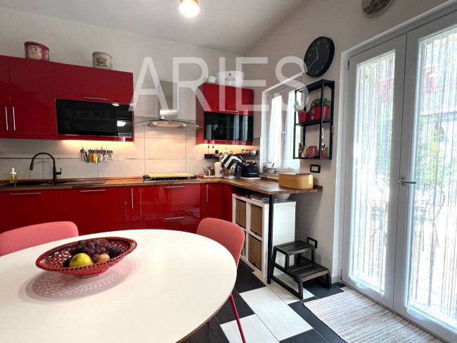 Villetta bifamiliare in vendita a Fiumicino