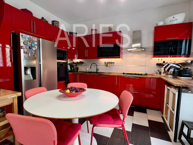 Villetta bifamiliare in vendita a Fiumicino