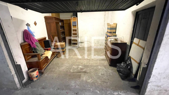Box o garage in vendita a Roma