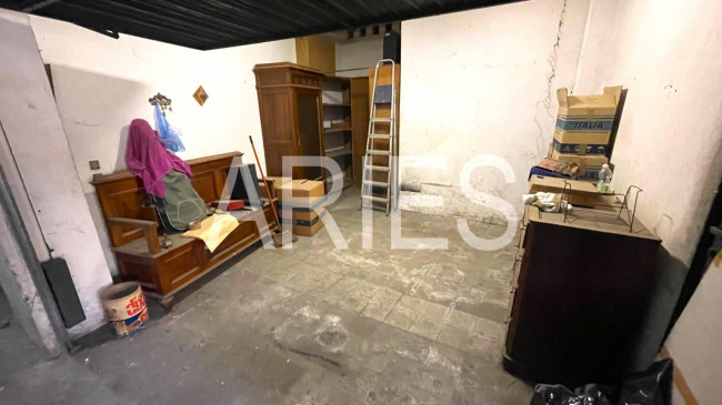 Box o garage in vendita a Roma