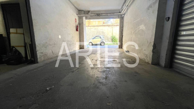 Box o garage in vendita a Roma