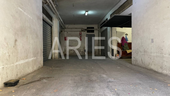 Box o garage in vendita a Roma