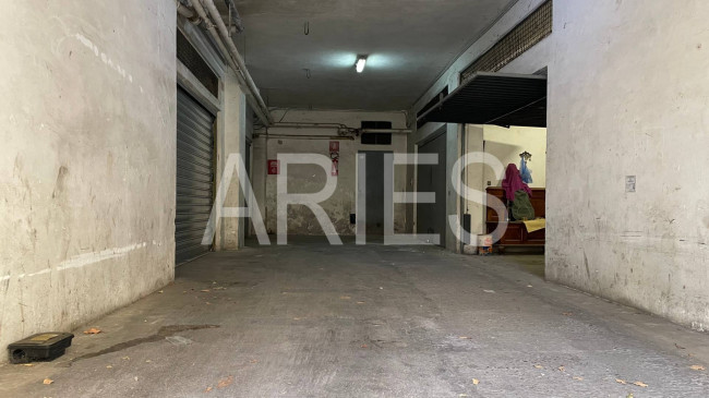 Box o garage in vendita a Roma
