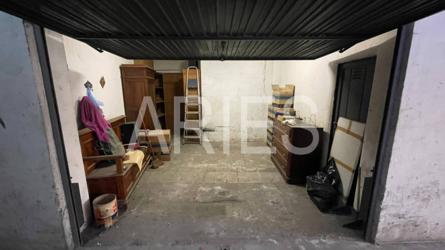 Box o garage in vendita a Roma
