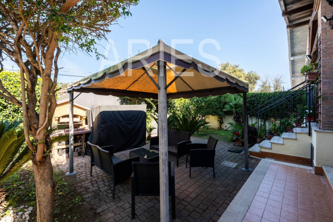 Villa in vendita a Roma