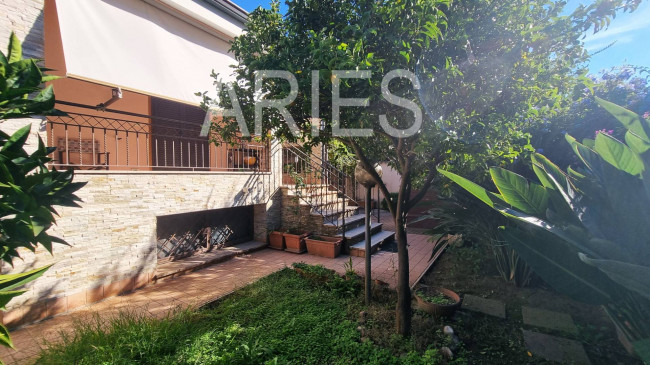 Villa in vendita a Fiumicino