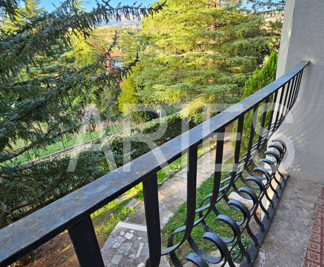 Villa in vendita a L'Aquila